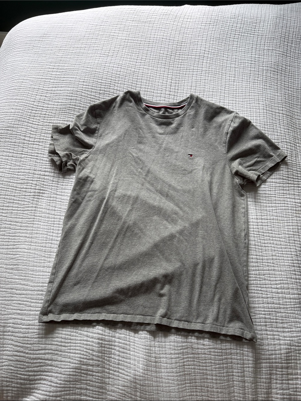 Tommy Hilfiger Men’s Light Gray Short Sleeve Crew Tee